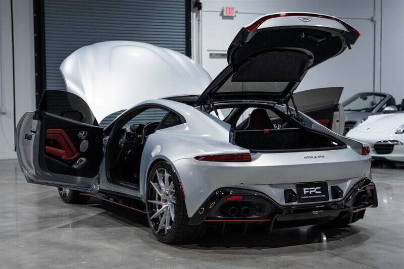 2019 Aston Martin Vantage