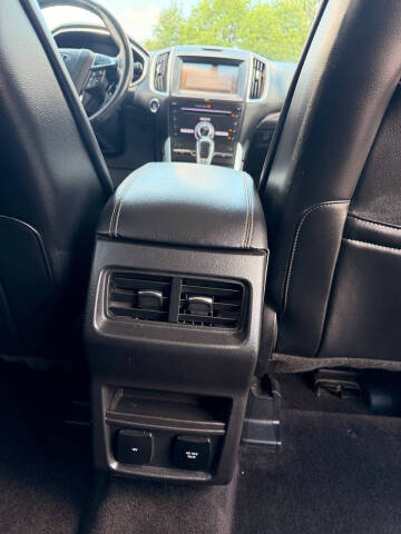 2017 Ford Edge Titanium