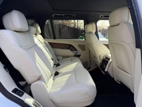 2023 Land Rover Range Rover P530 SE LWB