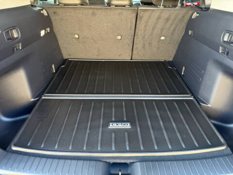 2024 Mazda CX-50 2.5 S Premium