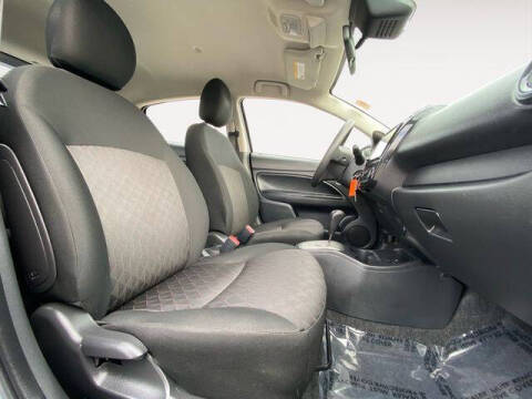 2022 Mitsubishi Mirage ES