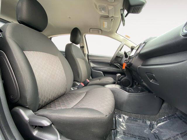 2022 Mitsubishi Mirage ES