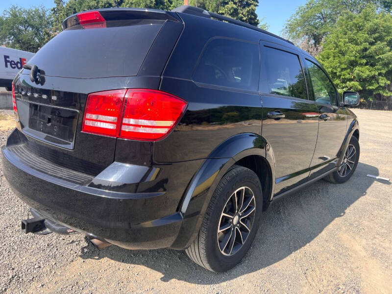 2017 Dodge Journey SE