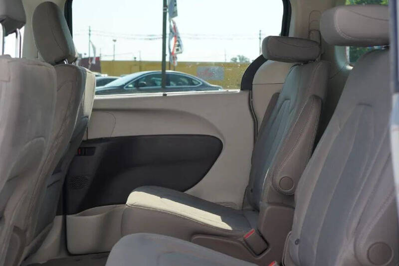 2020 Chrysler Pacifica Touring