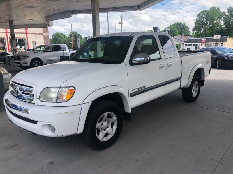 2003 Toyota Tundra for sale at JE Auto Sales LLC in Indianapolis IN