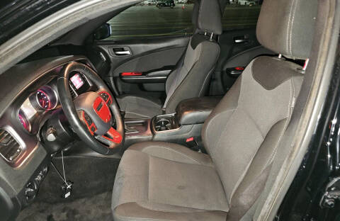 2016 Dodge Charger SE