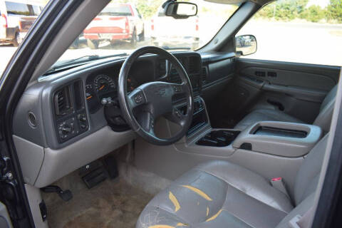 2004 Chevrolet Suburban 1500 LT