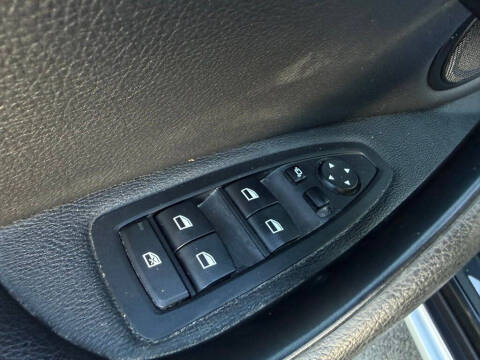 2022 BMW X1 sDrive28i