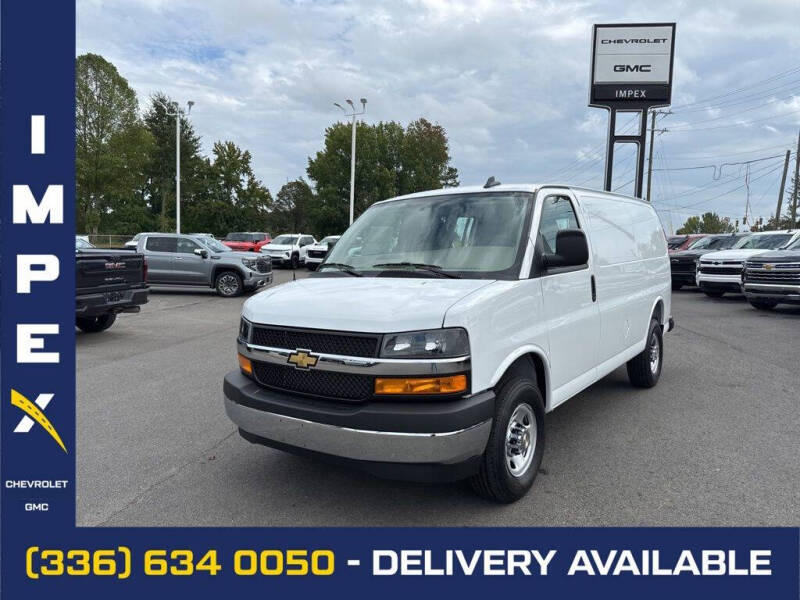 2025 Chevrolet Express Cargo Work Van's photo
