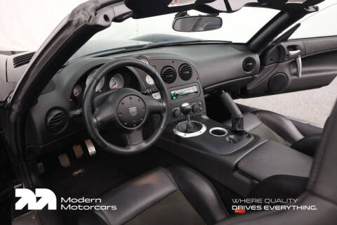 2004 Dodge Viper SRT-10
