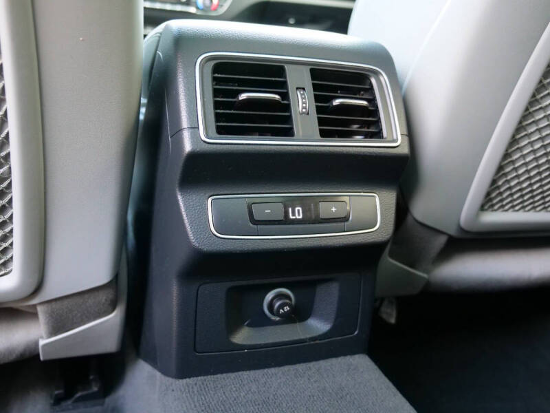 2018 Audi Q5 2.0T quattro Premium Plus