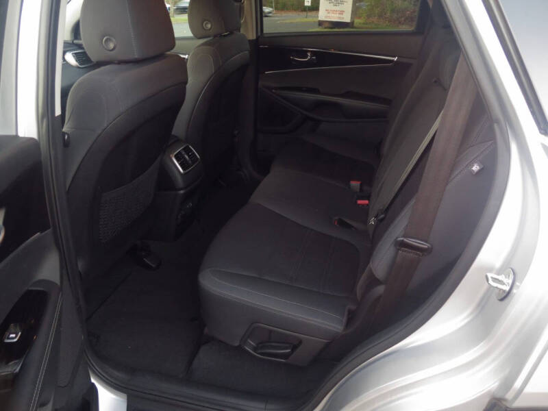 2019 Kia Sorento LX V6