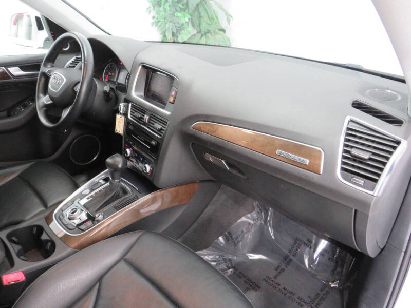 2016 Audi Q5 2.0T quattro Premium Plus