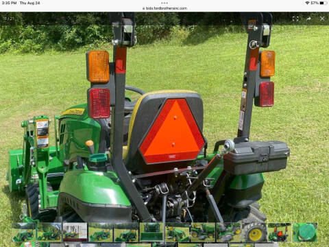 2017 John Deere 1023E