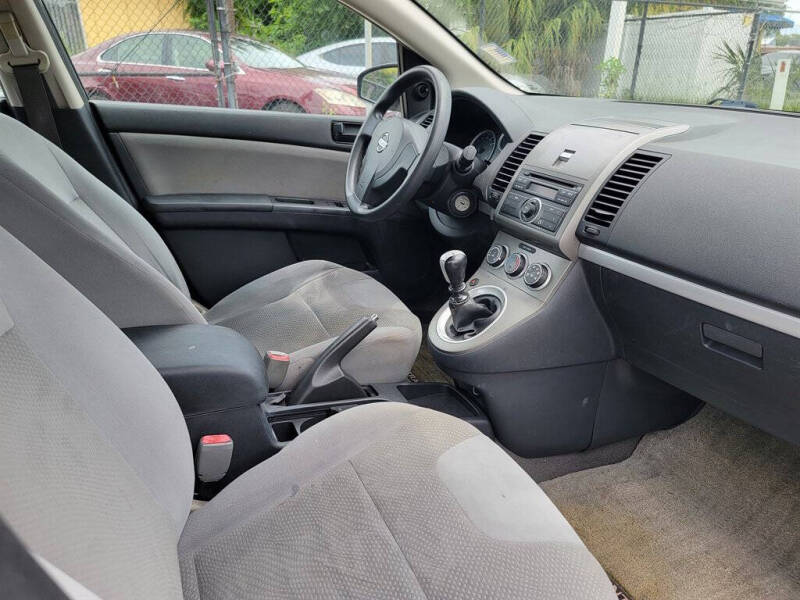 2012 Nissan Sentra 2.0