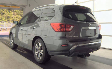 2019 Nissan Pathfinder SV