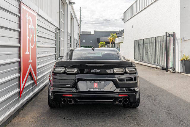 2022 Chevrolet Camaro 41