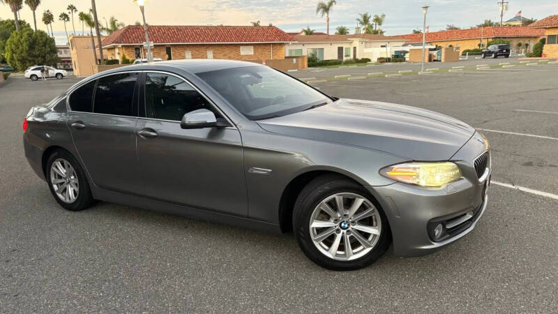 2015 BMW 5 Series 528i