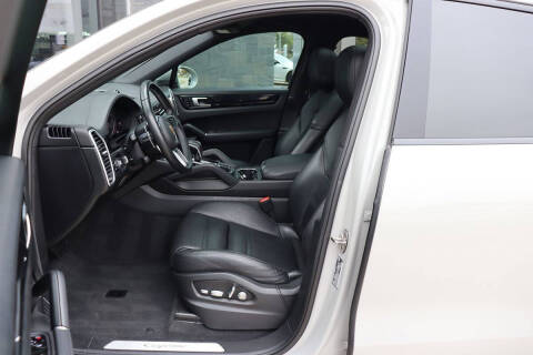 2021 Porsche Cayenne Coupe