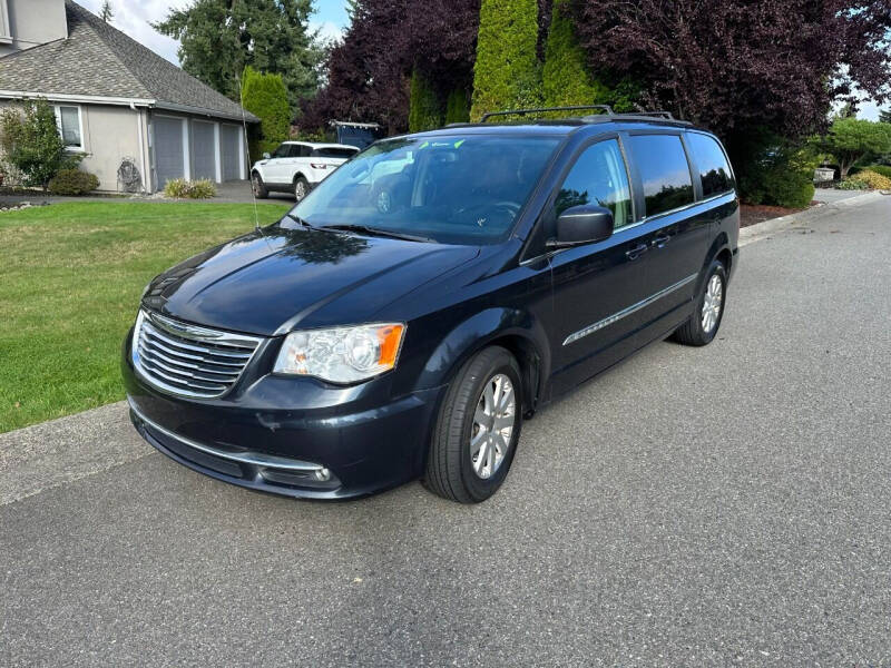 2014 Chrysler Town and Country for sale in Seattle, WA