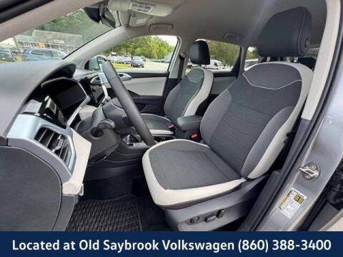 2025 Volkswagen Taos SE 4Motion