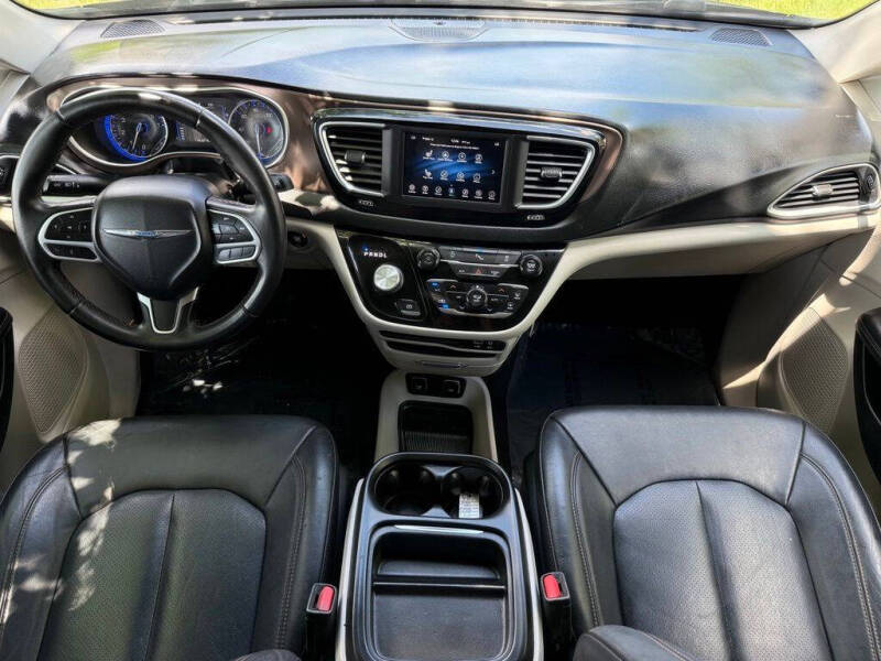 2018 Chrysler Pacifica Touring L
