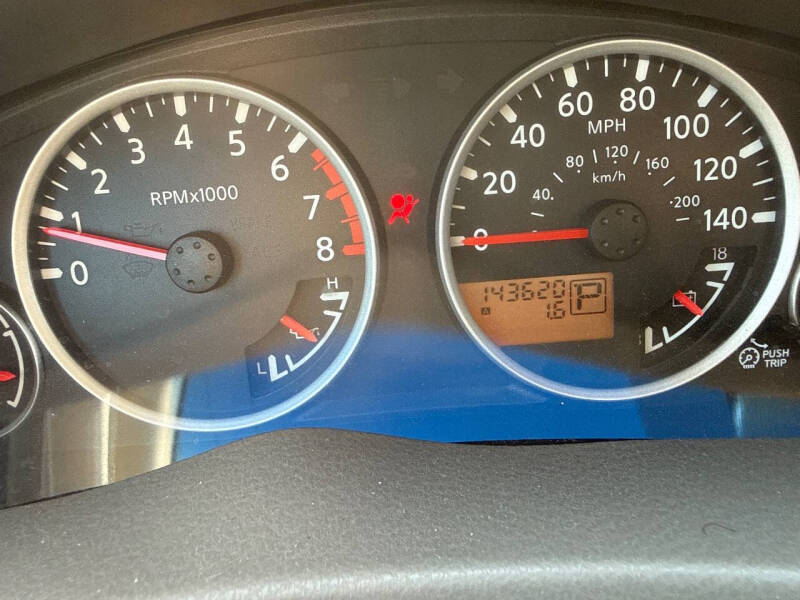 2009 Nissan Pathfinder SE