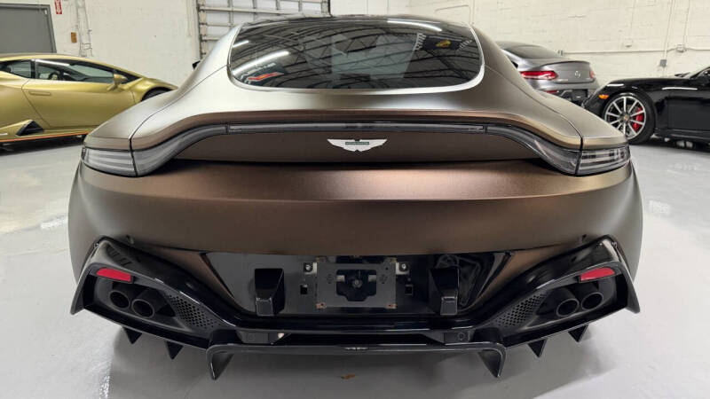 2021 Aston Martin Vantage