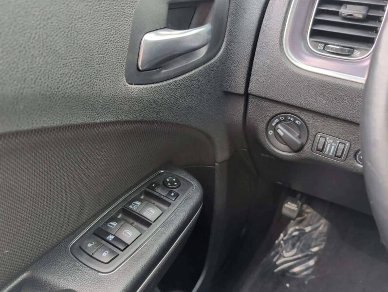 2018 Dodge Charger SXT