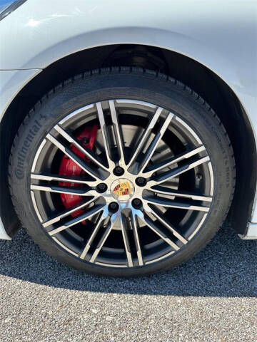 2015 Porsche Panamera Turbo