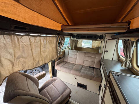 1985 Volkswagen Vanagon Camper