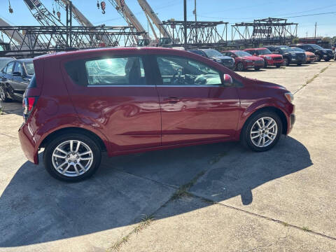 2015 Chevrolet Sonic LT Auto