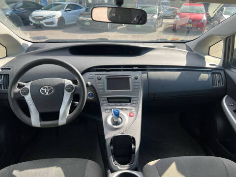 2012 Toyota Prius Three