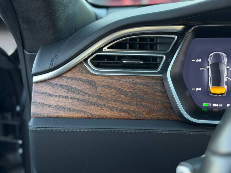 2017 Tesla Model S