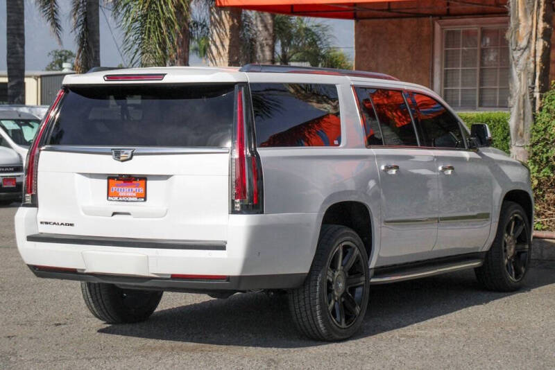 2020 Cadillac Escalade ESV Luxury