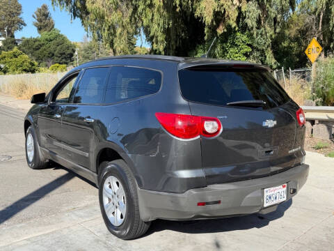 2012 Chevrolet Traverse LS