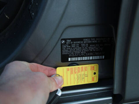 2011 BMW 5 Series 550i xDrive