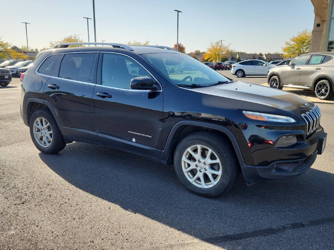 2017 Jeep Cherokee for sale at Victoria Auto Sales in Victoria, MN