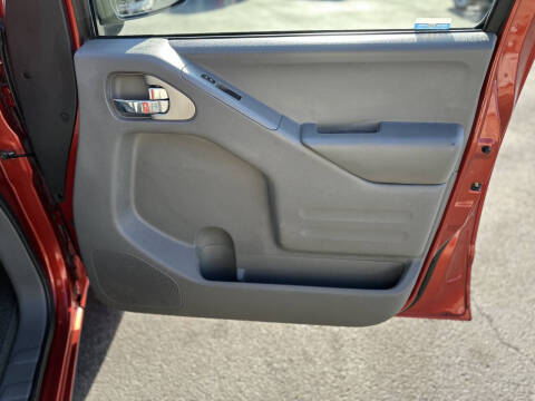 2016 Nissan Frontier SV