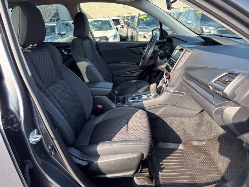 2024 Subaru Forester Premium