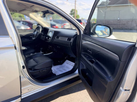 2020 Mitsubishi Outlander SEL