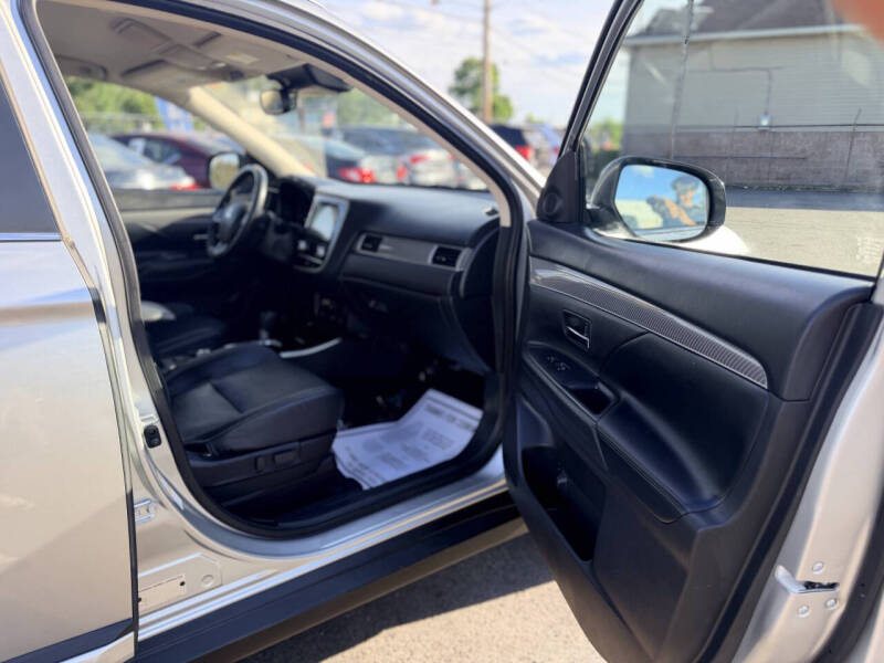 2020 Mitsubishi Outlander SEL