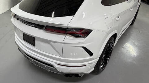 2020 Lamborghini Urus