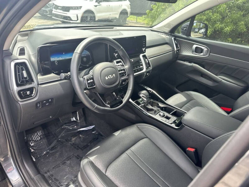 2023 Kia Sorento SX