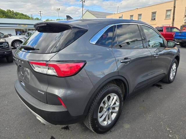 2022 Ford Escape SE
