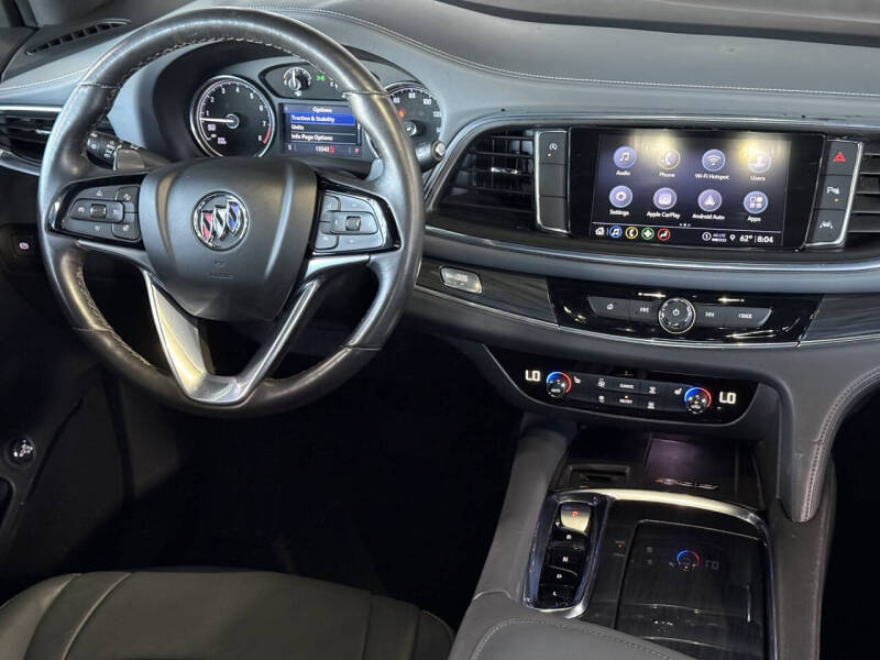 2023 Buick Enclave Essence