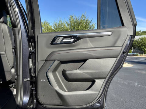 2025 Chevrolet Tahoe RST