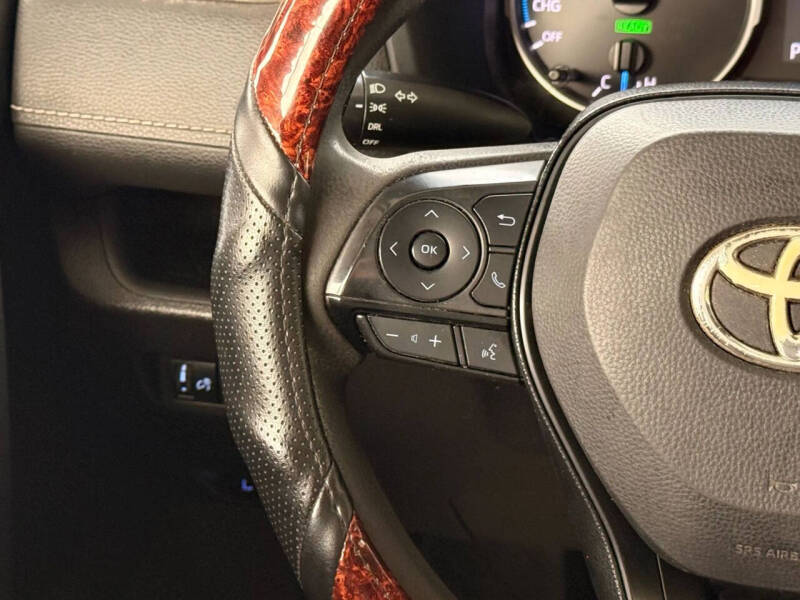 2022 Toyota RAV4 Hybrid LE