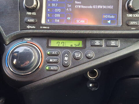 2013 Toyota Prius c Three