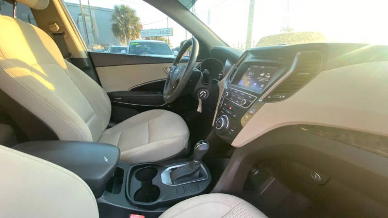 2017 Hyundai Santa Fe Sport 2.4L